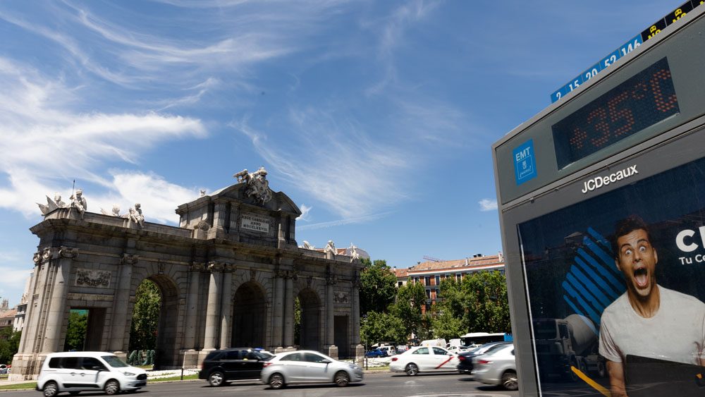 El motivo por el que no deberías coger el coche en plena ola de calor 94 Motor16 dgt