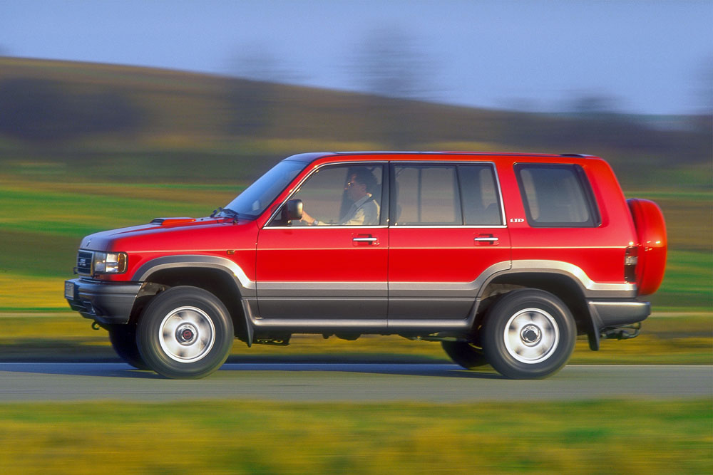 ¿Te acuerdas del Opel Monterey? Así era hace 30 años 4 Motor16 Opel Monterey 1 Motor16