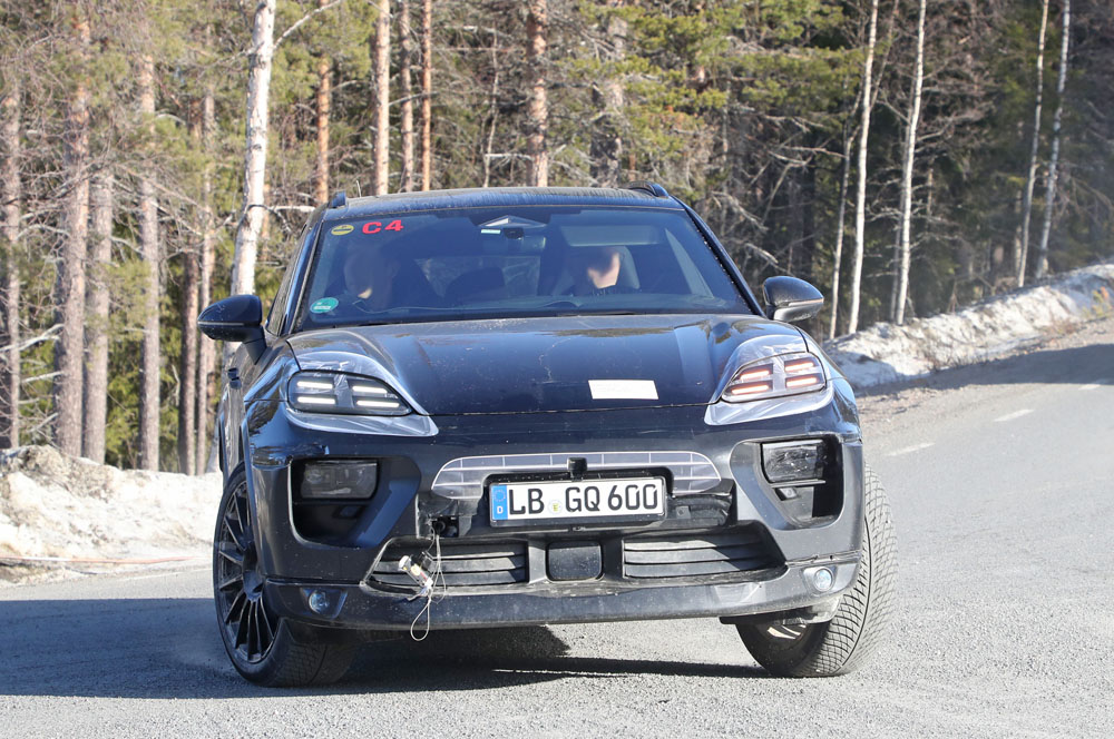 PORSCHE MACAN ELECTRICO 14 Motor16