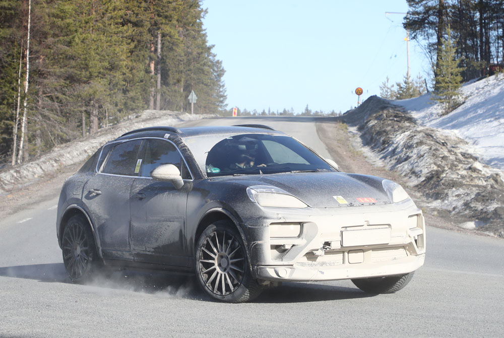PORSCHE MACAN ELECTRICO 31 Motor16