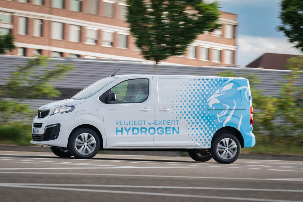 Peugeot e-Expert Hydrogen. Funciona de manera bipolar 2 Motor16 Peugeot e Expert Hidrogen 1 1 Motor16
