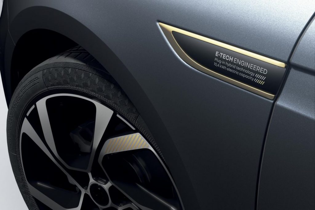 Renault E Tech2022 Renault MEGANE BERLINE E Tech engineered 1 Motor16