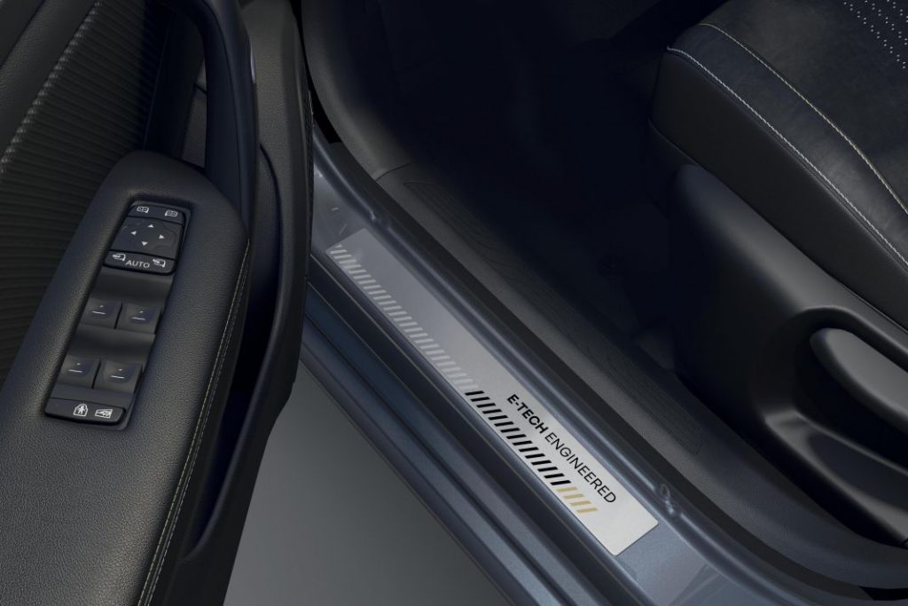 Edición especial E-Tech engineered para los híbridos de Renault 15 Motor16 Renault E Tech2022 Renault MEGANE BERLINE E Tech engineered 3 Motor16