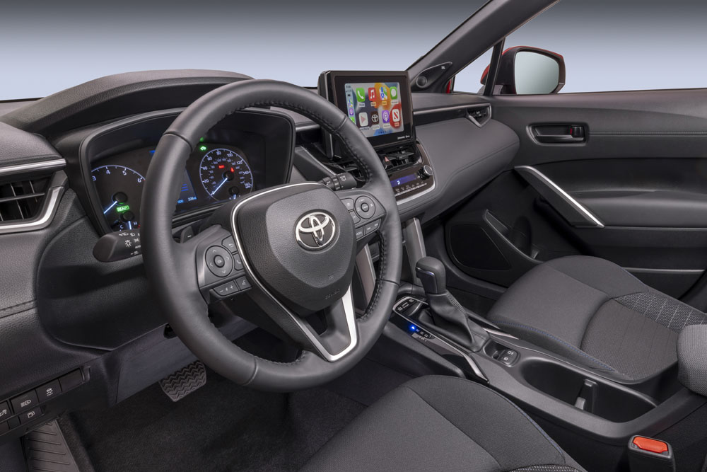 El Toyota Corolla Cross ya se vende en EE.UU a precio de Yaris en España 39 Motor16 Toyota Corolla Cross Hybrid USA 5 Motor16