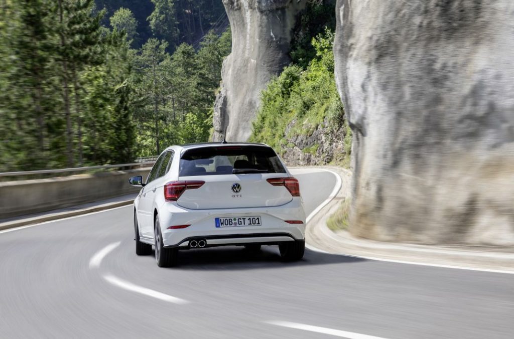 Llega el Volkswagen Polo GTI más potente de la historia 1 Motor16 El nuevo Volkswagen Polo GTI está disponible desde 29.800 euros.