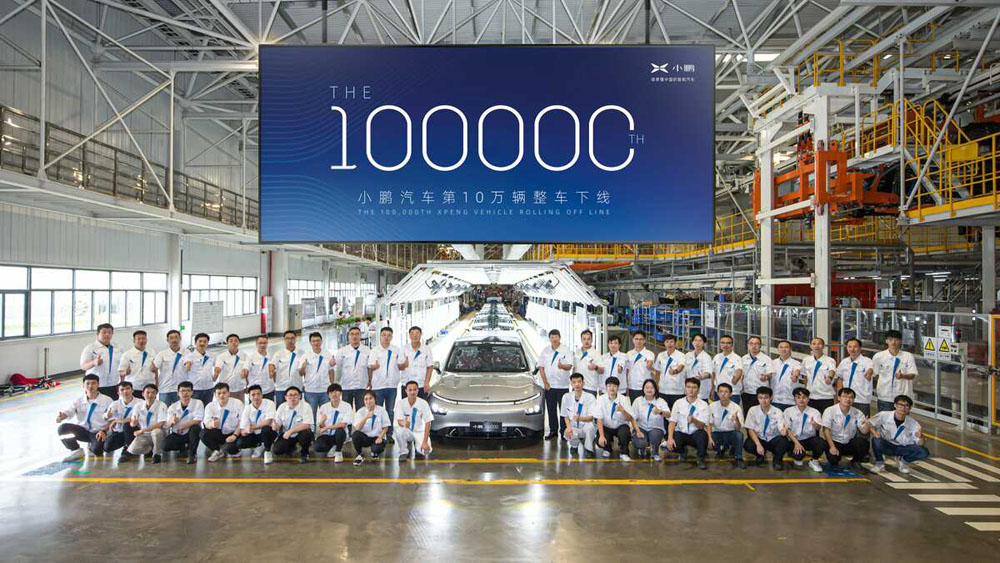 Xpeng va como un tiro: fabrica 100.000 coches eléctricos en 8 meses 2 Motor16 Xpeng P7 100.000