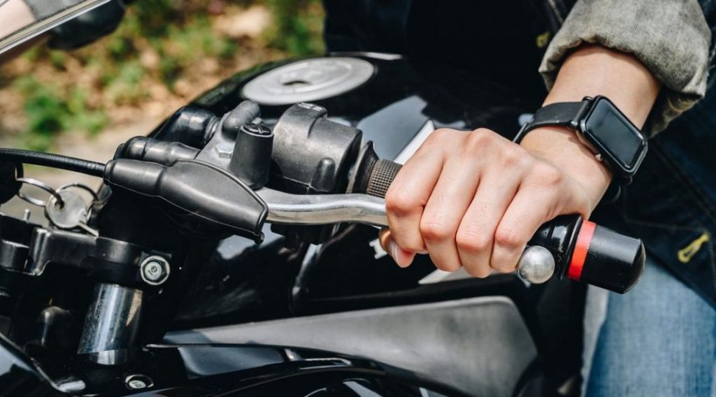 ¿Cómo arrancar un motor ahogado?