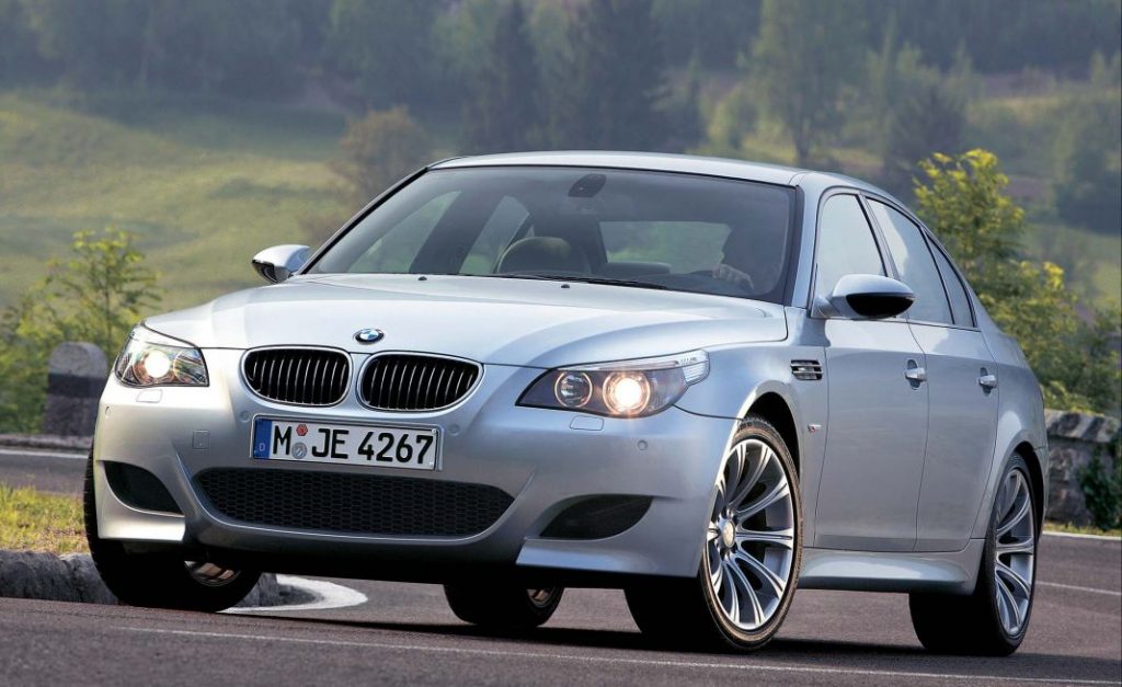 Los cinco coches de calle que esconden un Fórmula 1 en su interior 13 Motor16 bmw m5 e60 5 Motor16