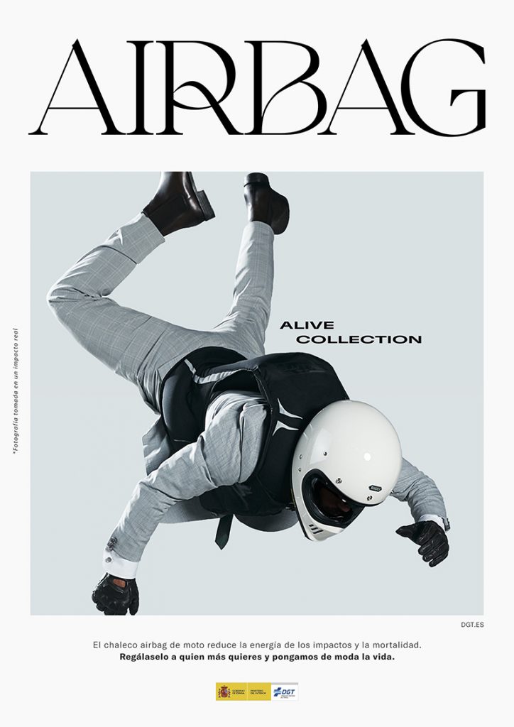 Campaña de la DGT para fomentar el uso del airbag entre motoristas.