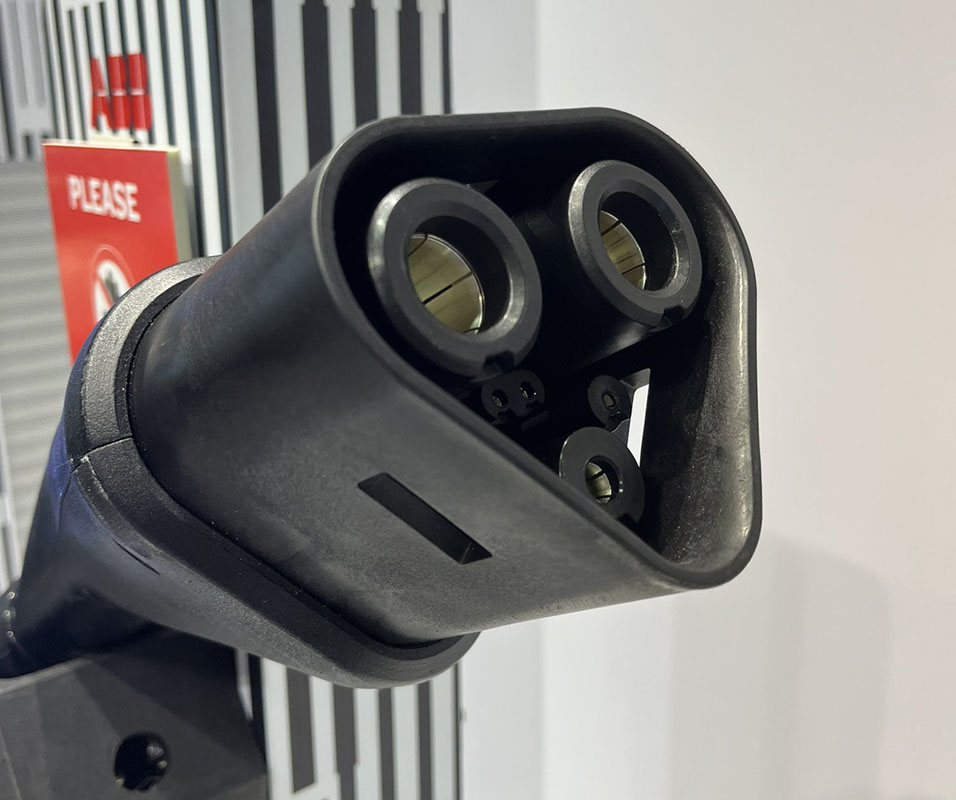 Con este cargador MCS podrías cargar tu Tesla Model S en 96 segundos 6 Motor16 charIN mcs cargador electrico 3 Motor16