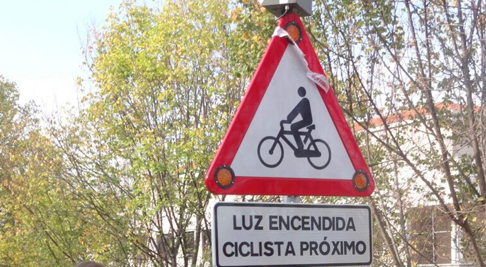 Ciclista: esta es la multa que te puede poner la DGT por circular por un carril bici 106 Motor16 ciclista2 Motor16