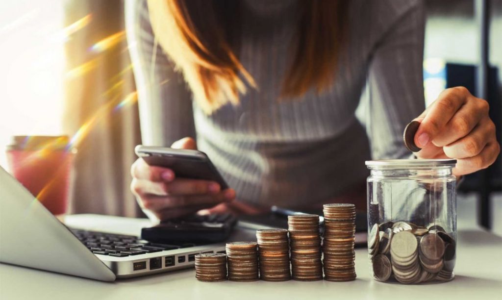 como ahorrar dinero Motor16