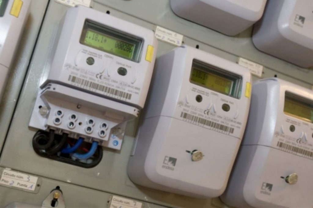 Por 70 euros tienes el mejor cargador para tu coche eléctrico 4 Motor16 contador luz