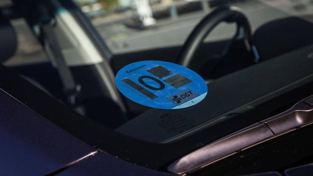 La Comunidad Autónoma que ofrece 6.000 euros de ayuda para que cambies de coche 2 Motor16 distintivo cero Motor16