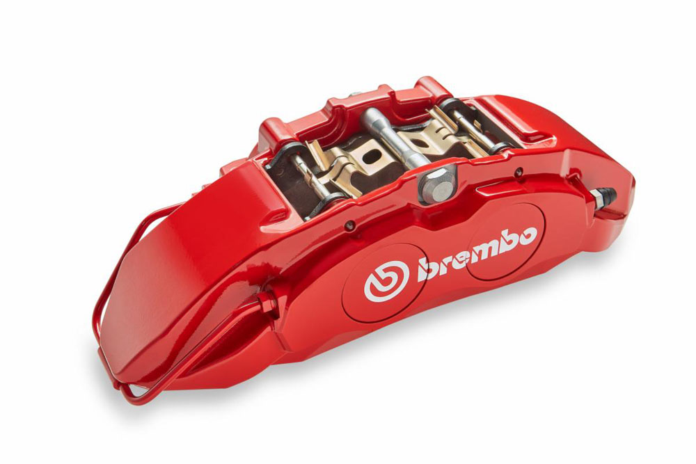 Vacaciones seguras: cuándo revisar tus frenos y cuánto te cuesta 2 Motor16 frenos 8 1 Motor16