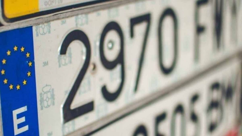 El importante cambio que nos encontraremos en 2025 con las matrículas de los coches 21 Motor16 matricula coche Motor16