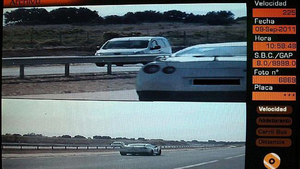 Nissan GT-R. Exceso de velocidad. Multa.