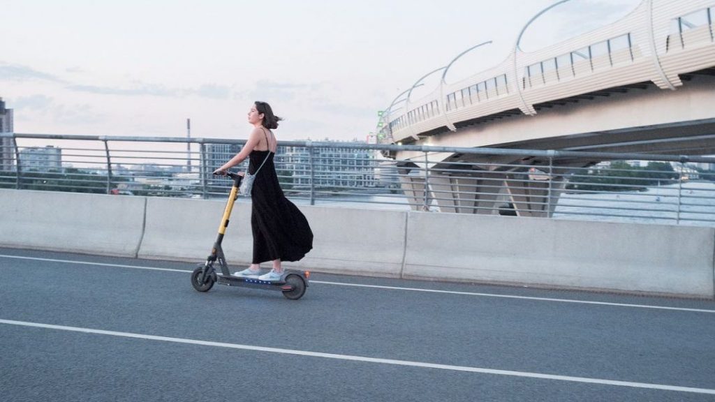 Patinetes eléctricos: el nuevo punto de mira de la DGT 34 Motor16 patinete