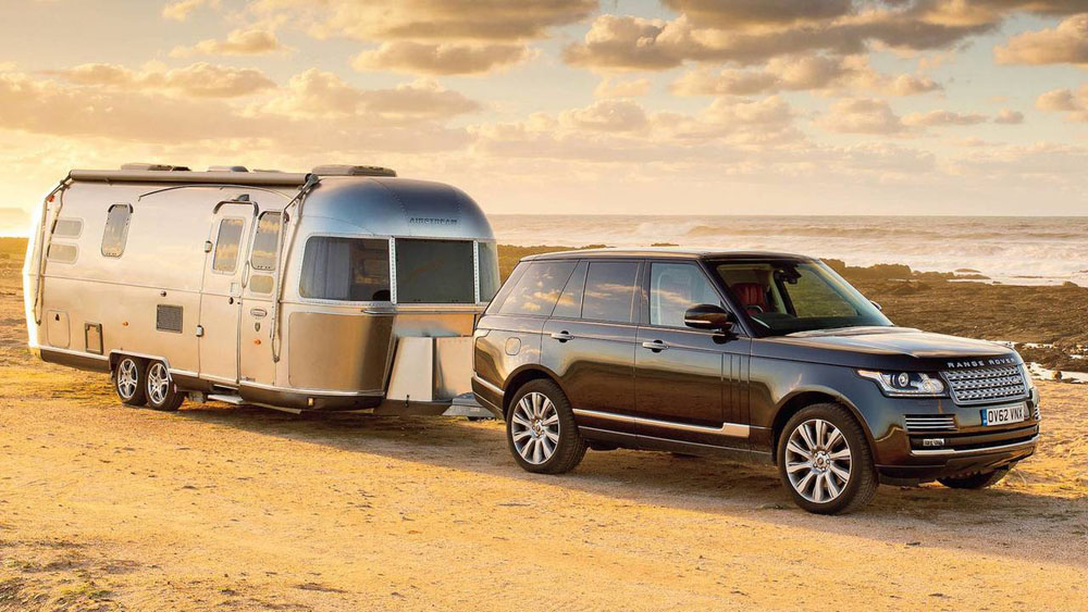 Estos son los diez mejores coches de segunda mano para viajar con tu caravana 1 Motor16 coches de segunda mano perfectos para tu caravana. Range Rover.