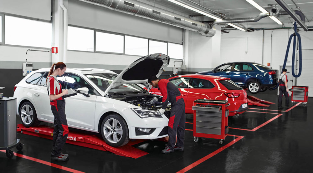 ¿Cuánto cuesta cambiar la centralita de tu coche? 129 Motor16 taller seat Motor16