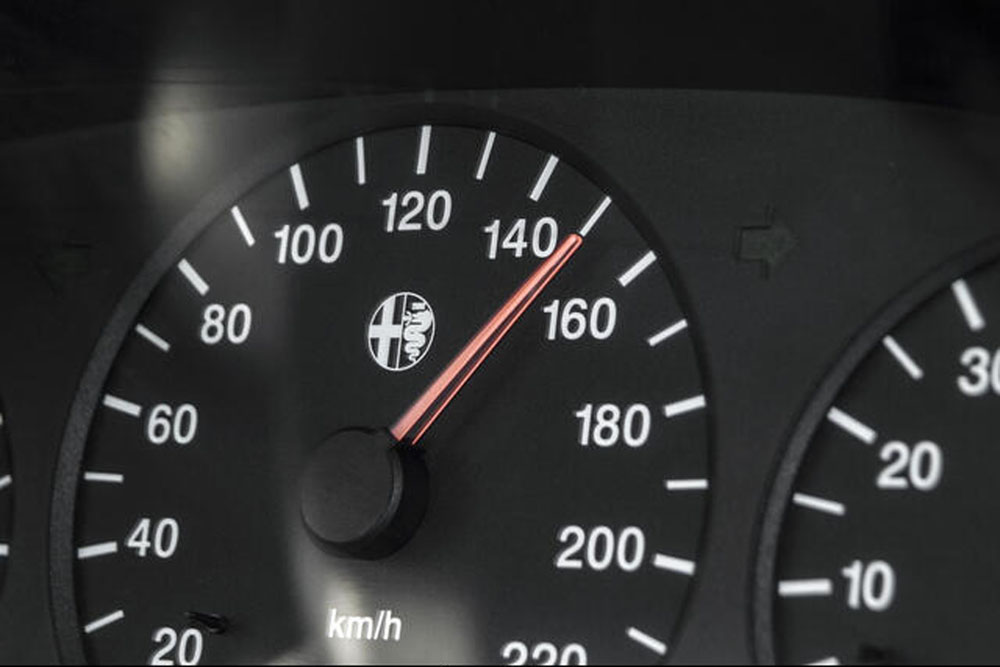 velocímetro 150 km/h