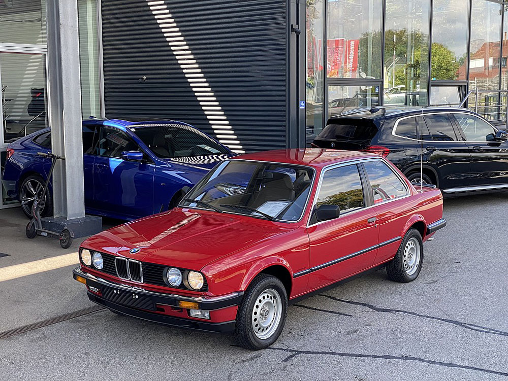 1985 BMW E30 323i 9 Motor16