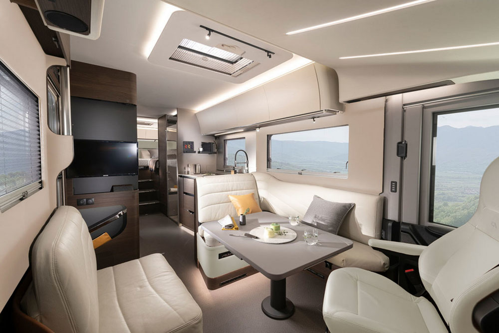 La última joya de Adria es esta autocaravana llamada Supersonic 13 Motor16 2022 Adria Supersonic Motorhome 11 Motor16