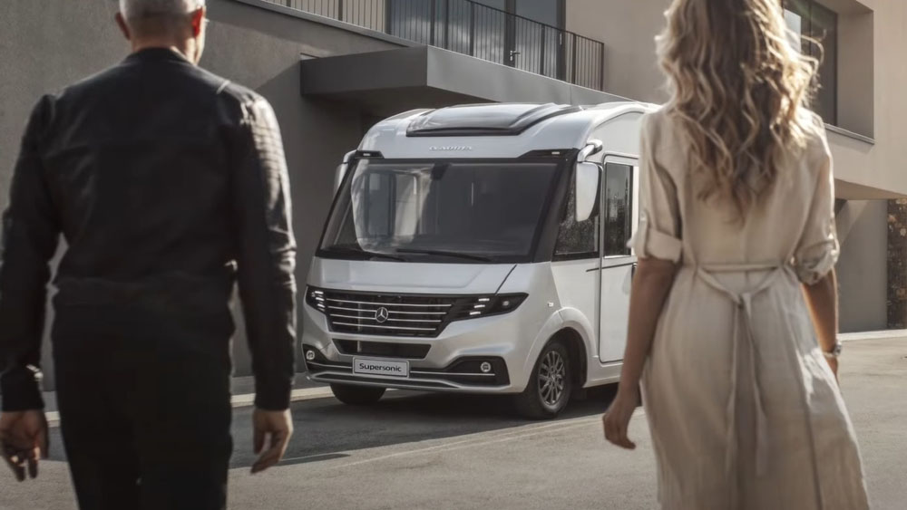 La última joya de Adria es esta autocaravana llamada Supersonic 4 Motor16 2022 Adria Supersonic Motorhome 2 Motor16