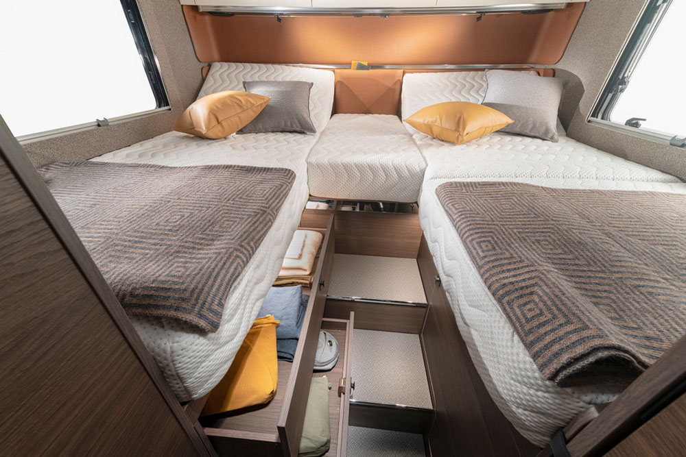 La última joya de Adria es esta autocaravana llamada Supersonic 30 Motor16 2022 Adria Supersonic Motorhome 28 Motor16