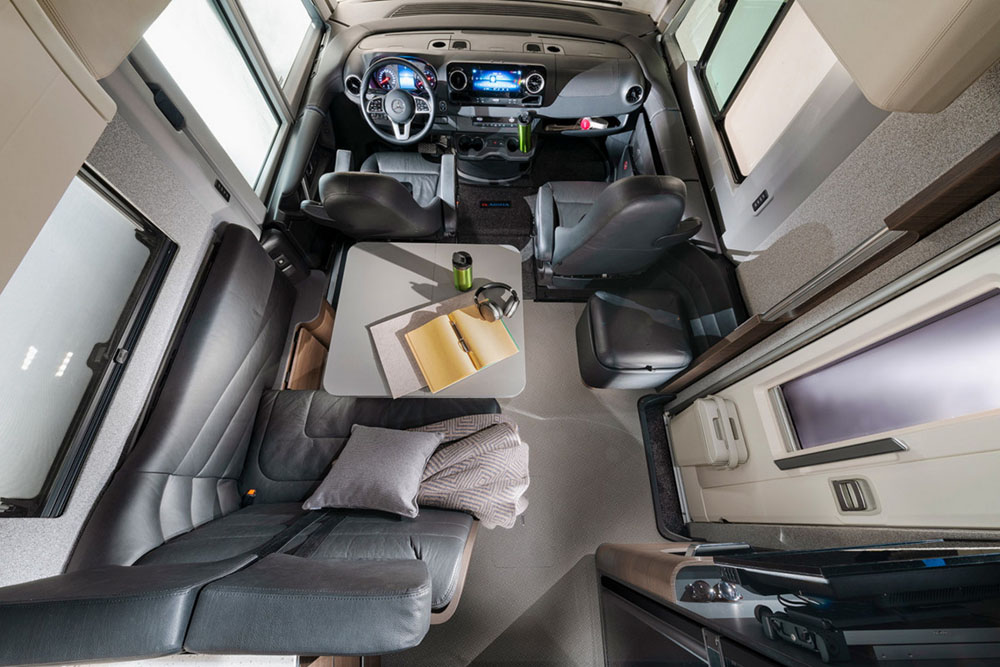 La última joya de Adria es esta autocaravana llamada Supersonic 9 Motor16 2022 Adria Supersonic Motorhome 7 Motor16