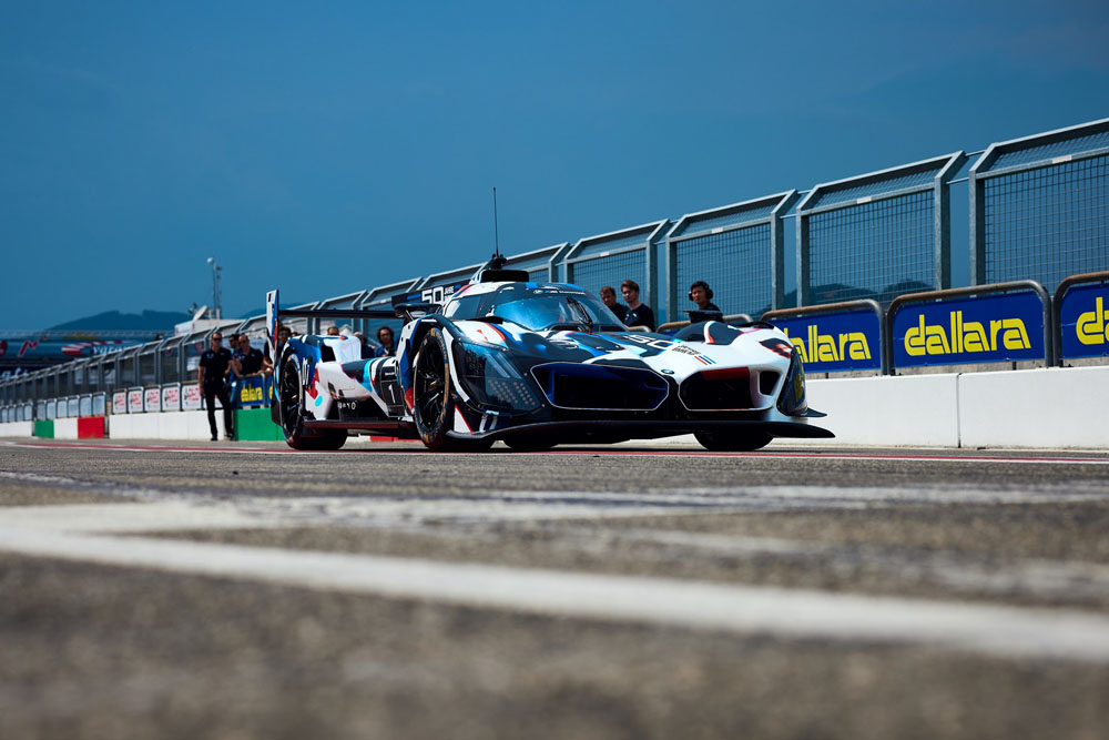El desfile de modelos ha comenzado: es el turno del BMW M Hybrid V8 para las 24 Horas de Le Mans 23 Motor16 2022 BMW M Hybrid V8 Race Car 19 Motor16