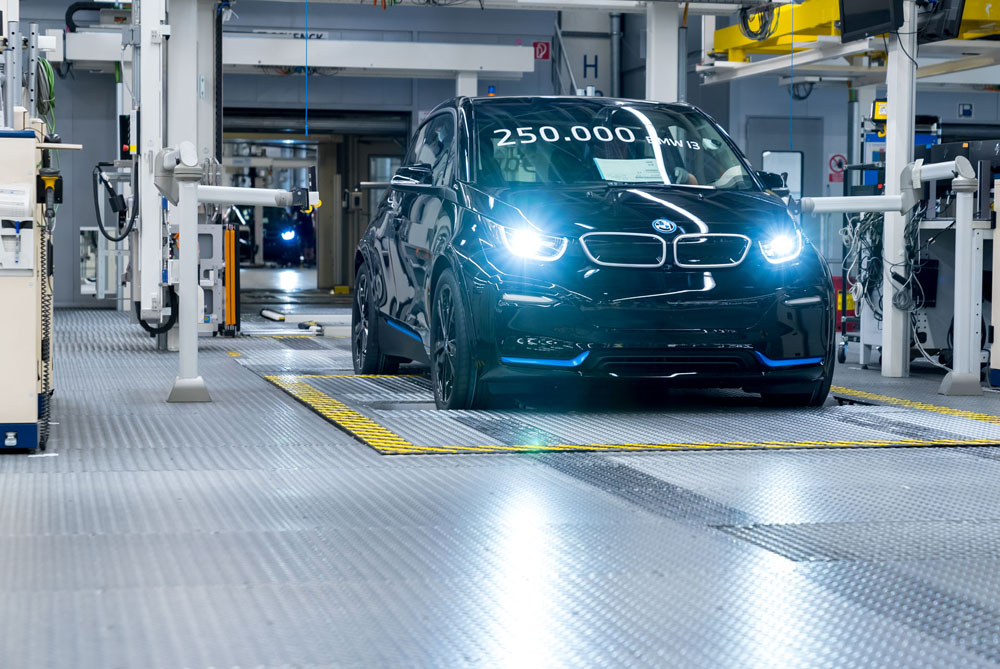 Los 250.000 BMW i3 fabricados se merecen una edición especial 11 Motor16 2022 BMW i3 Home Run Editon 7 Motor16