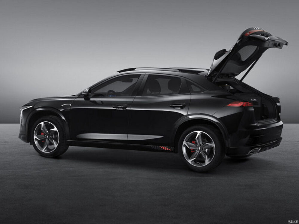 Este Bestune B70S es un sensacional SUV chino que cuesta 16.300 euros 16 Motor16 2022 Bestune B70S 12 Motor16