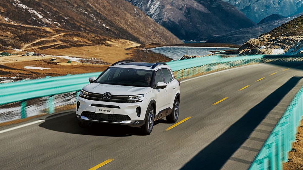 2022 Citroen C5 Aircross Beyond 14 edited Motor16