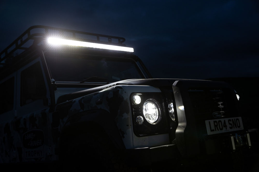 2022 Land Rover Classic Defender Works V8 Trophy II 8 Motor16
