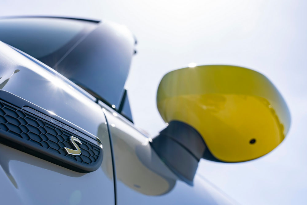 El Mini eléctrico se hace descapotable, pero no te hagas ilusiones 56 Motor16 2022 Mini Cooper SE Convertible 40 Motor16