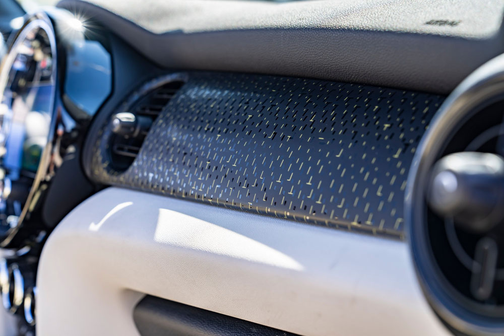 El Mini eléctrico se hace descapotable, pero no te hagas ilusiones 50 Motor16 2022 Mini Cooper SE Convertible 54 Motor16