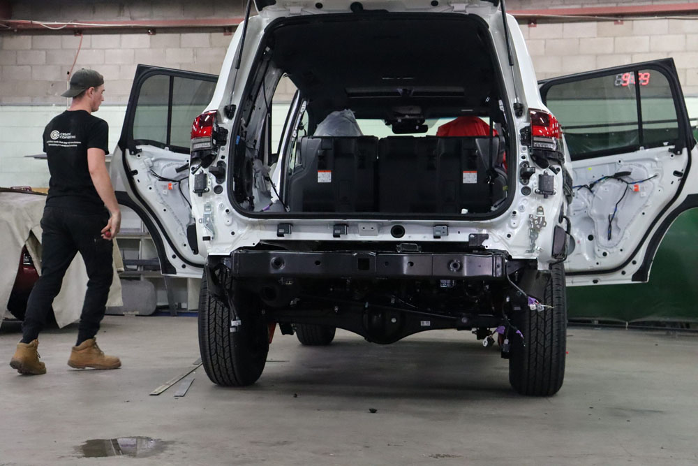 Si vives en Australia, podrás comprar este Toyota Land Cruiser 300 Pick-Up 12 Motor16 2022 Toyota Land Cruiser Creative Conversions 6 Motor16
