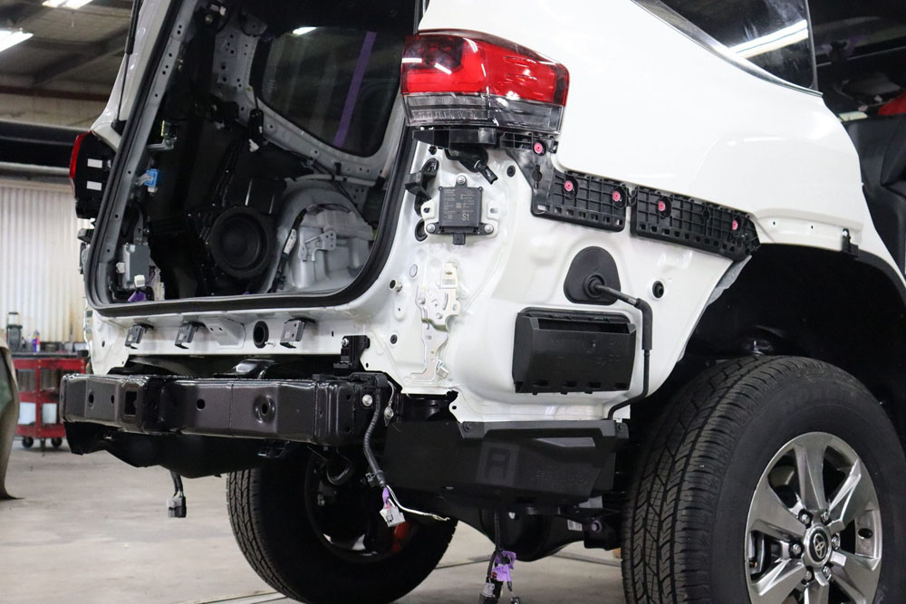 Si vives en Australia, podrás comprar este Toyota Land Cruiser 300 Pick-Up 13 Motor16 2022 Toyota Land Cruiser Creative Conversions 7 Motor16