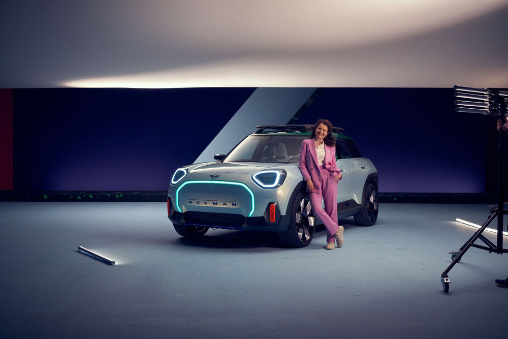 2022 mini concept aceman 1 Motor16