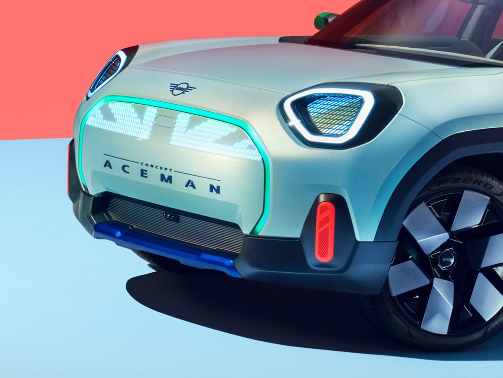 2022 mini concept aceman 37 Motor16