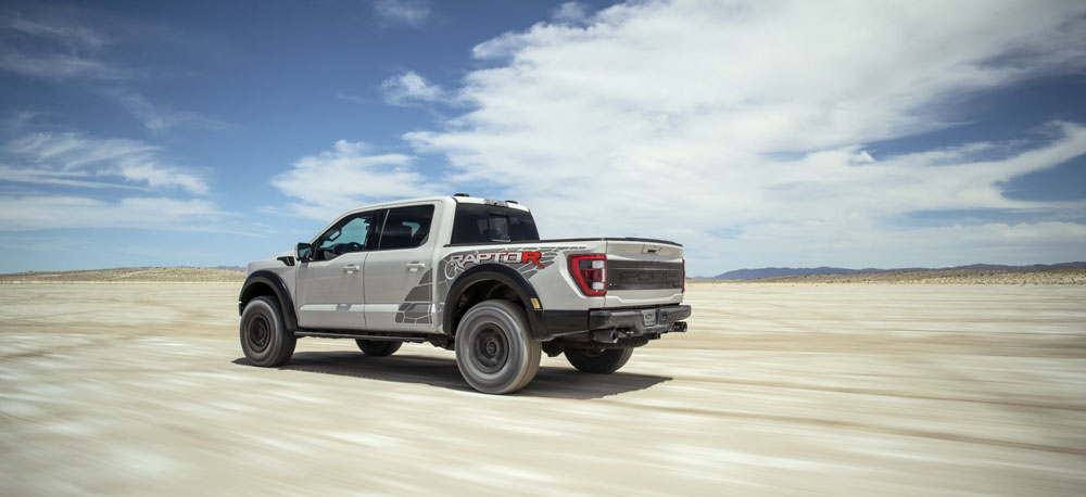 100 kilómetros en ciudad con el Ford F-150 Raptor R te costará 42 euros 17 Motor16 2023 Ford F 150 Raptor R 20 Motor16