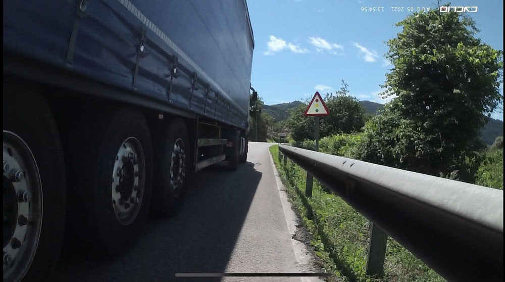 Adelantamientos en carretera 4 Motor16