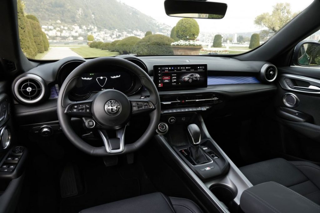 Alfa Romeo Tonale. Llegan las versiones diésel. 2 Motor16 Interior del Alfa Romeo Tonale.
