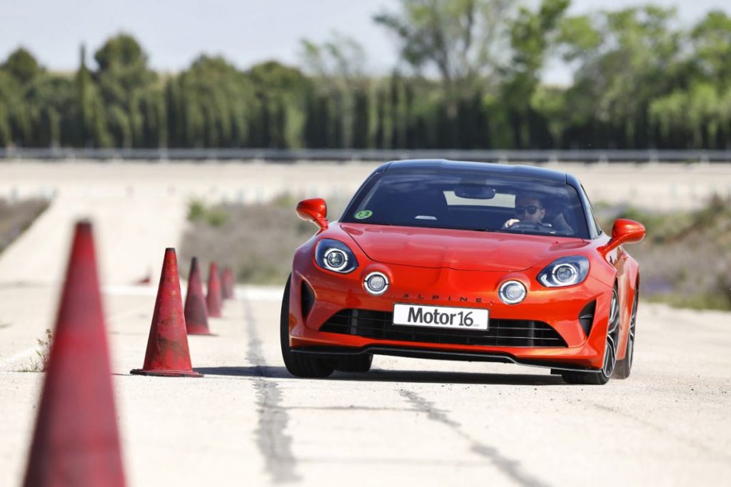 Alpine A110 S 2022: probamos el coche de calle de Fernando Alonso 14 Motor16 Alpine A110 41 Motor16
