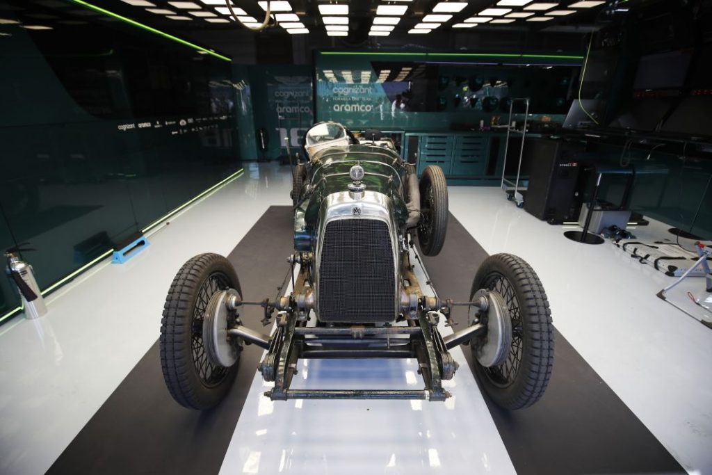 Aston Martin TT1 6 Motor16