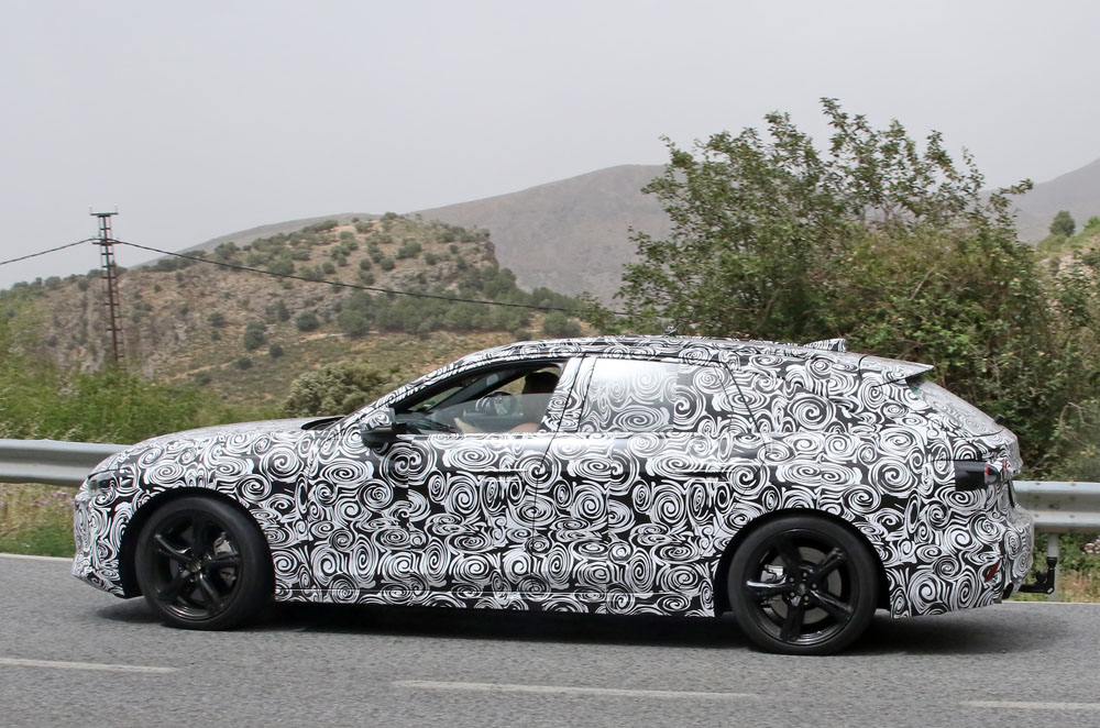 ¿Puede ser este el futuro Audi RS4? 12 Motor16 Audi RS4 mule 10 Motor16