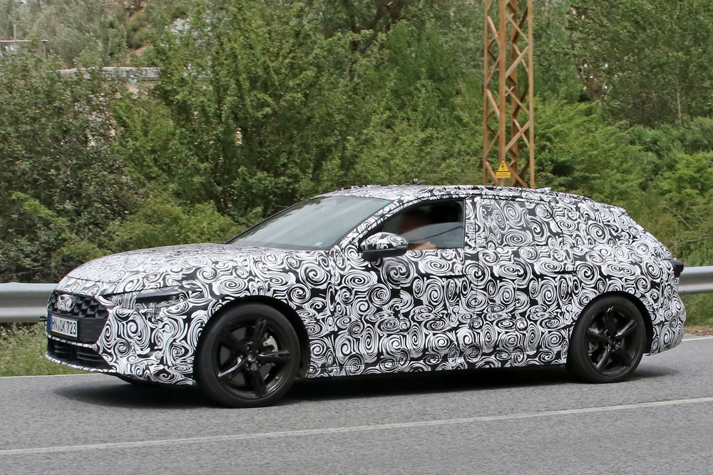 ¿Puede ser este el futuro Audi RS4? 10 Motor16 Audi RS4 mule 8 Motor16