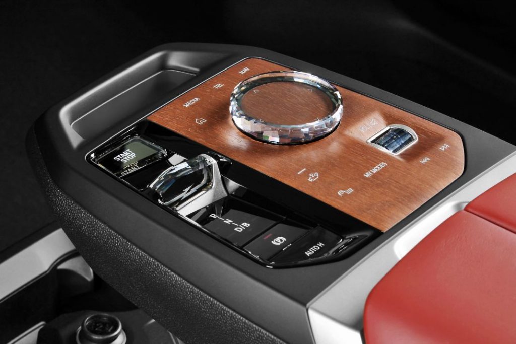 Prueba a fondo BMW iX xDrive40; un eléctrico para una nueva era 19 Motor16 BIX22032223 1 Motor16