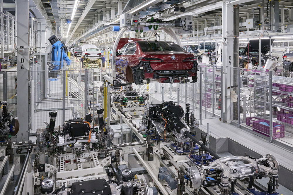 Los nuevos BMW Serie 7 y BMW i7 ya se ensamblan en Dingolfing, Alemania 36 Motor16 BMW Serie 7 BMW i7 Dingolfind 32 Motor16